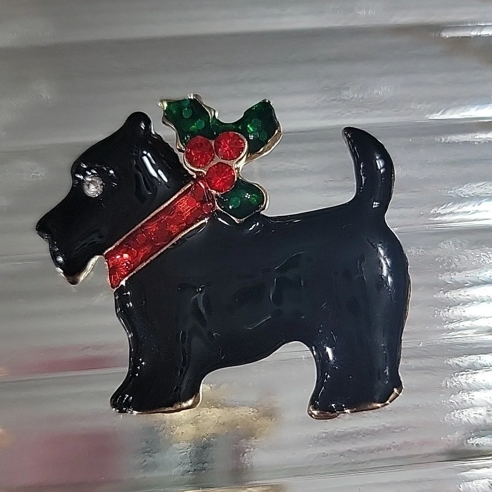Scottish Terrier Black Enamel Red Rhinestones Vintage Christmas Holiday Brooch